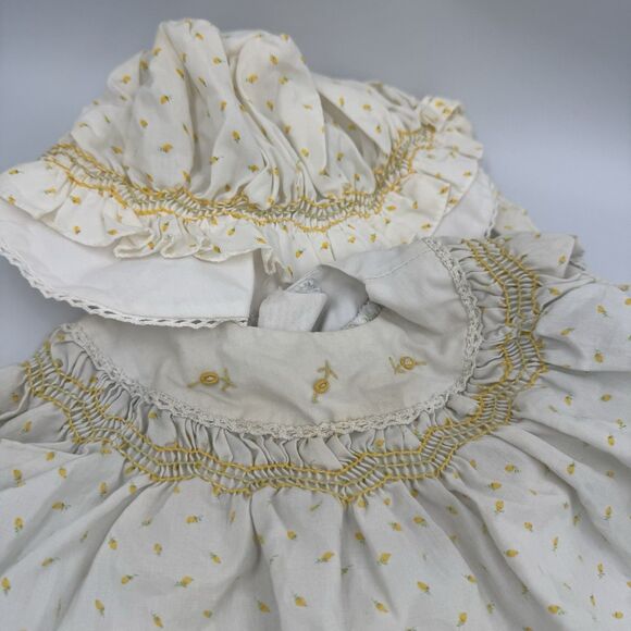 Vintage Nannette Dress Bonnet Set Baby Girls Small Smocked Lace Made USA 70s - Picture 2 of 8